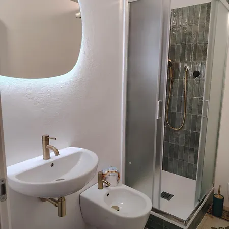 Vlll Portico Πανσιόν Μπολόνια