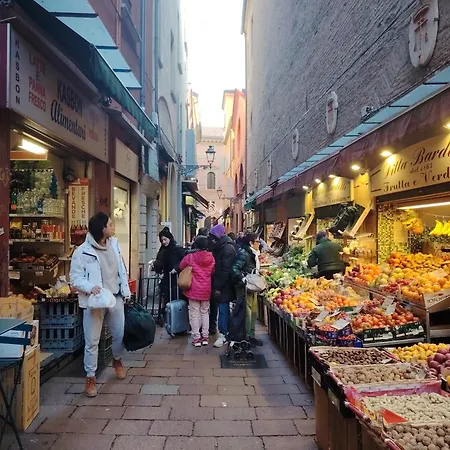 Vlll Portico * Bologna
