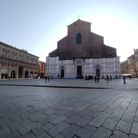 Vlll Portico 3* Bologna