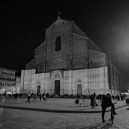 Vlll Portico 3* Bologna