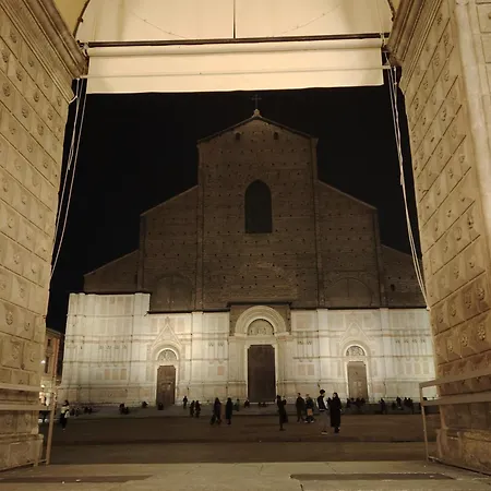 Vlll Portico 3* Bologna