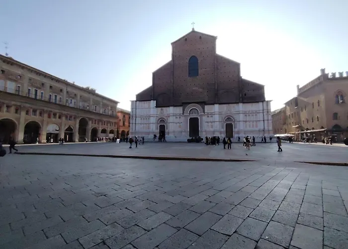 Vlll Portico 3* Bologna