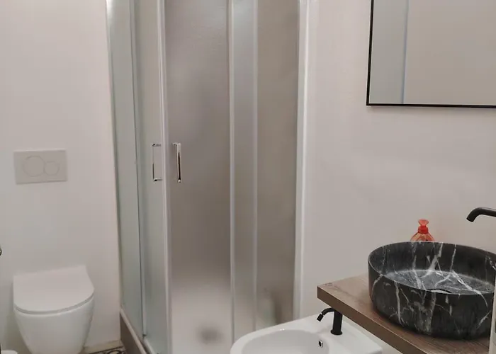 Vlll Portico Guest house